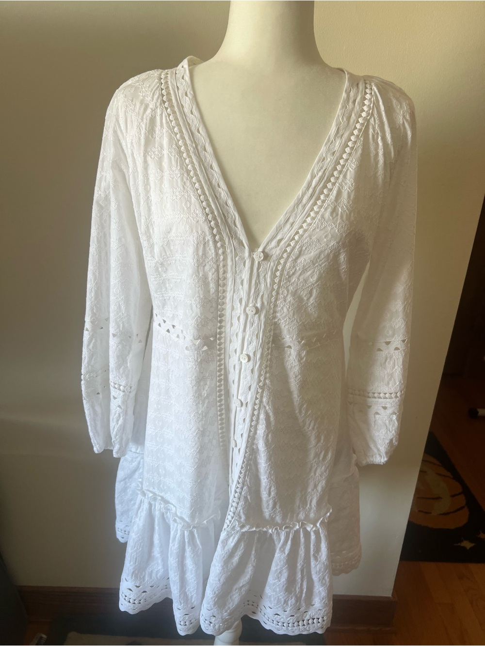 Veronica Beard White Embroidered V-Neck Lace Tunic